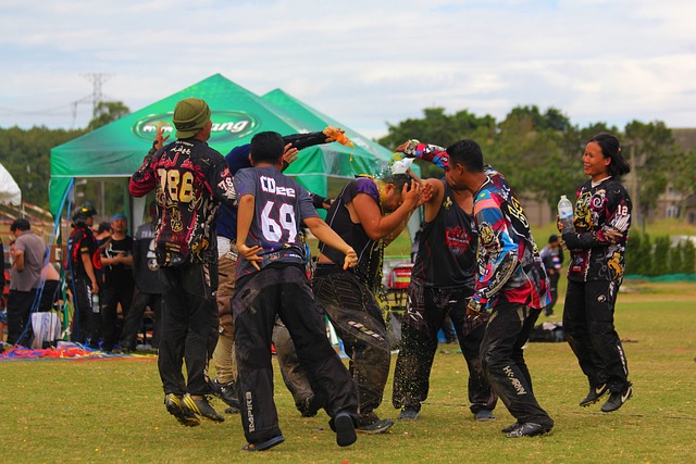 随着旅客往 随着旅客往
